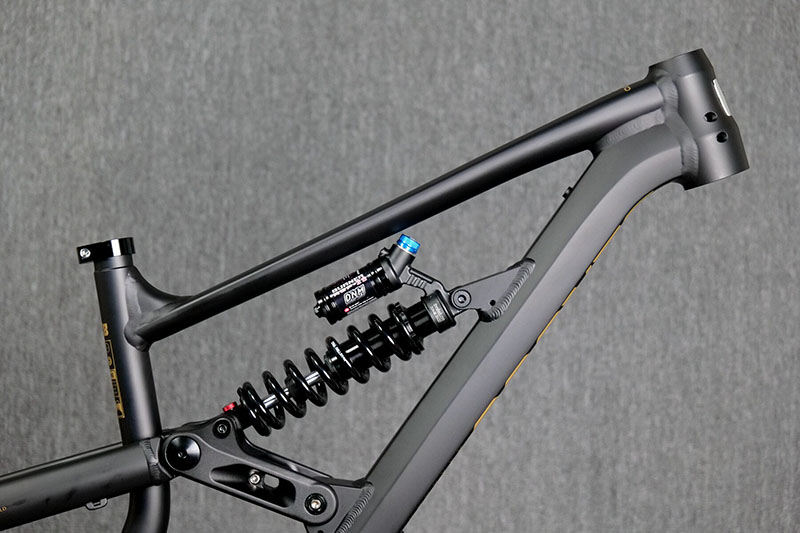 풀 서스펜션 프레임 엔듀로 알루미늄 자전거 소프트 테일 - Mountain Biking Uk 리뷰 및 가격