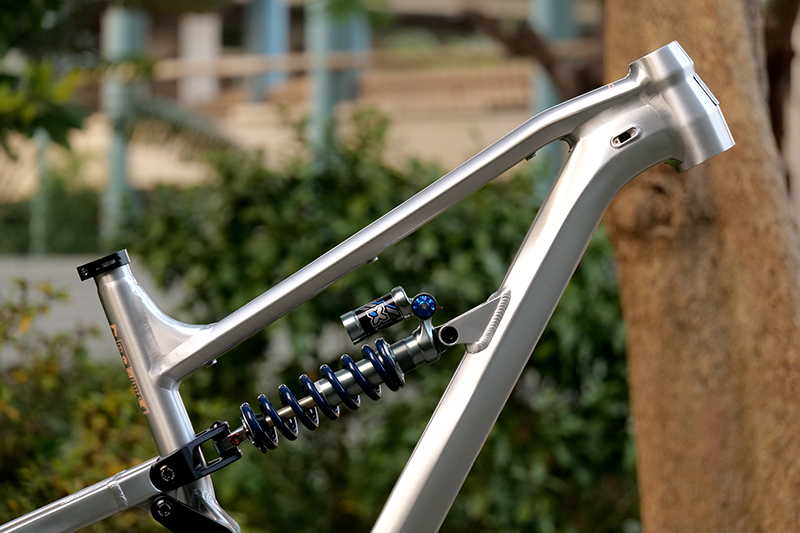 소프트 테일 자전거 프레임 알루미늄 합금, 풀 서스펜션 - Mountain Biking Uk 리뷰 및 가격